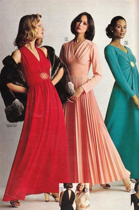 Sears 1974 Fall Winter Catalog_0015 1974 Fashion, 70s Prom Dress, Chic Party Dress, 70s Prom, Boho Chic Party, Seventies Fashion, 20th Century Fashion, Chic Party, Century Clothing