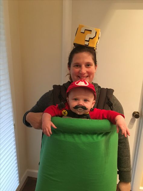 Baby carrier (lillebaby) Halloween costume Super Mario and his Warp Tube! Mario Party Costume, Baby Mario Costume, Baby Carrier Costume, Super Mario Coloring, Mario Halloween Costumes, Super Mario Costumes, Mario Coloring, Mario Costume, Babys 1st Halloween