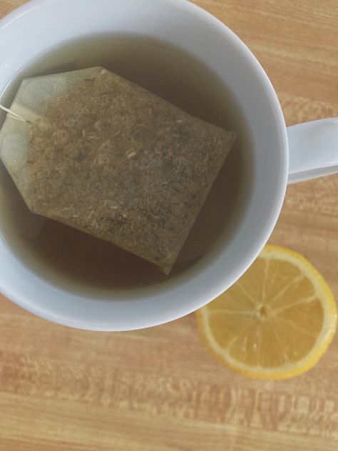 Chamomile Tea Aesthetic, Tea With Lemon, Lemon And Honey, Journal 2023, Books 2023, Elsie Silver, Beauty Diet, Chamomile Tea, Herbal Tea