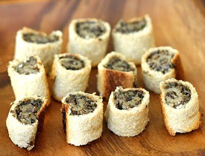 Park Avenue Potluck Virtual Dinner Party–Warm Mushroom Rolls — La Fuji Mama Mushroom Rolls, Recipes Appetizers And Snacks, Roll Ups, Healthy Appetizers, Om Nom, Appetizer Snacks, Workout Food, Appetizer Recipes, Healthy Snacks