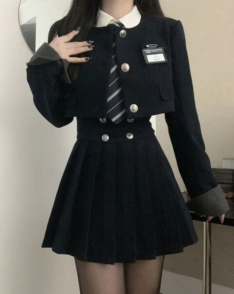 Witch Academia Fashion, School Uniform Outfits Aesthetic, Aesthetic School Uniform, Korean School Outfits, Aesthetic Uniform, Solo Dress, Only Aesthetic, School Uniform Fashion, School Uniform Outfits