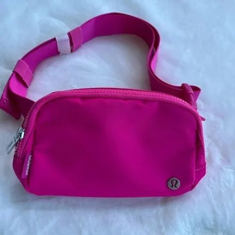 Leggings And Shirt, Lululemon Bags, Everywhere Belt Bag, Cute Bags, Belt Bag, Pink Color, Crossbody Bags, Lululemon Athletica, Fashion Accessories