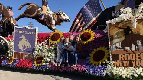 A look at the Cowboy Channel's Rose Parade float - Clover Seed, White Mums, Giant Sunflower, Lettuce Seeds, Rose Parade, Green Ground, Parade Float, Cowboy Christmas, Christmas Parade