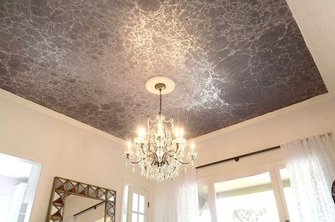 Black marble wallpaper on ceiling Wax Business, Ceiling Makeover, Decorative Ceiling Panels, Foyer Lights, Tray Ceilings, Trey Ceiling, Dining Room Remodel, Wallpaper Ceiling, Dining Room Ceiling