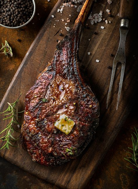 Fine Dining Photography, Rustic Food Photography, Roast Meat, Formula Recipes, Tomahawk Steak, Cooking The Perfect Steak, Best Fast Food, Bistro Food, Fancy Food