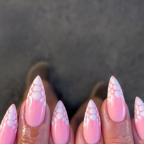 EMILY MERAKI on Instagram: "python tips 🐍🤍 Using @the_gelbottle_inc BIAB Baby on my clients natural nails with blooming gel and ‘Daisy’ ☁️ Why not try this alternative to a French tip at your next appointment? Simple yet so effective ✨" Blooming Gel Nails French Tip, Blooming Gel Nail Art Ideas, Nails With Blooming Gel, Aestethic Nails, Nails Blooming Gel, Blooming Nails, French Tip Gel Nails, Blooming Gel, Gel Nails French