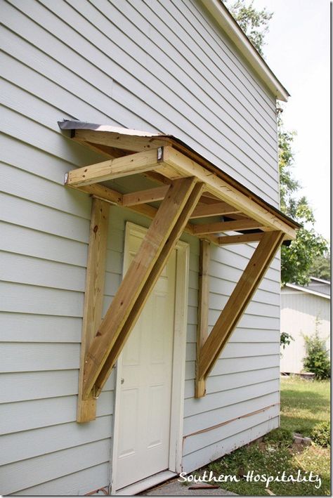 Start to an attractive little roof over the door. Diy Awnings, Porch Overhang, Door Overhang, Diy Awning, House Awnings, Building A Door, Porch Roof, Garage Remodel, Door Canopy