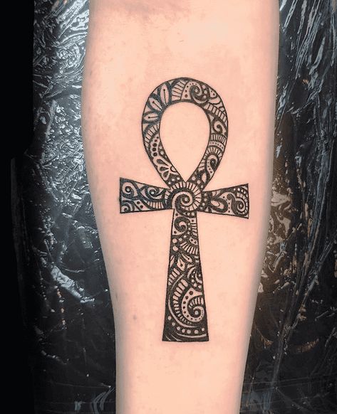 Ankh Tattoo Design Images (Ankh Ink Design Ideas) High Back Tattoos For Women, Ankh Tattoo Design For Men, Ankh Tattoo Women Chest, Ankh Tattoo Women, Ankh Tattoo Design, Ankh Art, Sternum Tattoo Design, Dark Skin Tattoo, Ankh Tattoo