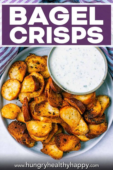 Bagel Crisps Recipe, Super Easy Party Food, Bagel Crisps, Healthy Crisps, Gluten Free Bagels, Savory Recipe, Bagel Chips, Bagel Bites, Vegan Snack