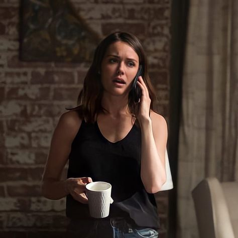 Elizabeth Keen, Megan Boone, Family Stock Photo, James Spader, The Blacklist, New Photos, Sneak Peek, Aesthetic Girl, View Photos