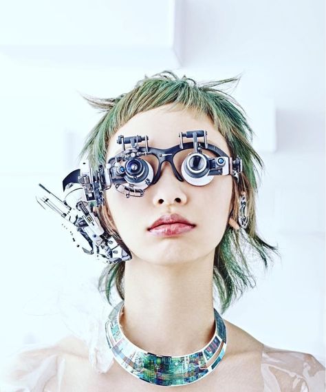 This Japanese artist creates the trippiest cyberpunk wearables and art pieces of your Burning Man dreams - Business Insider Nordic Robotic Fashion, Technology Posts, Sci Fi Fashion, Science Fiction Illustration, Apocalyptic Fashion, New Retro Wave, Mask Masquerade, Cyberpunk Aesthetic, Cyberpunk Fashion