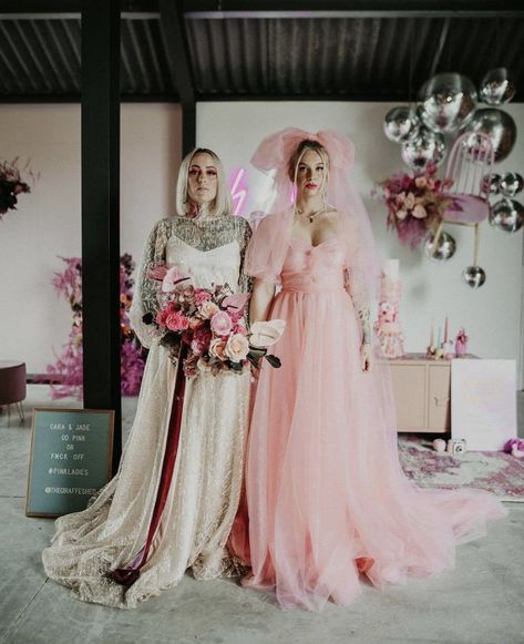 Lesbian Wedding Outfits, Rock And Roll Wedding, Tattooed Brides, Untraditional Wedding, Shed Wedding, Rock N Roll Wedding, Queer Weddings, Brides With Tattoos, Alternative Wedding Dresses