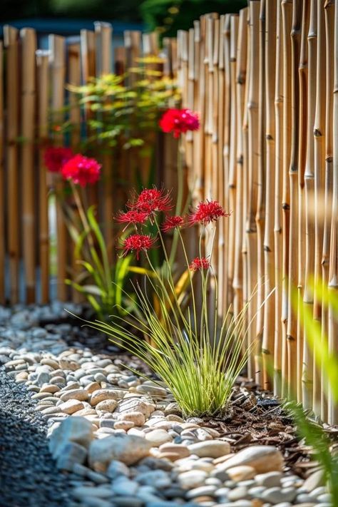 Creative Reed Fencing Ideas for Your Backyard Backyard Bamboo Privacy Fence, Reed Fence Ideas, Reed Fencing Ideas, Reed Fence, Bamboo Privacy Fence, Reed Fencing, Tiny Beach House, Small Urban Garden, Bamboo Privacy