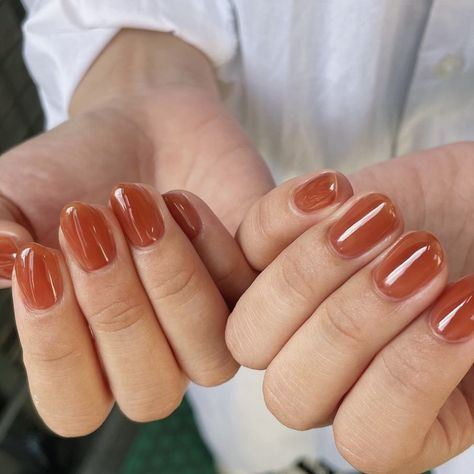 Sheer Orange Nails, Red Orange Gel Nails, Natural Orange Nails, Deep Orange Nails, Subtle Spring Nails, Orange Nails Aesthetic, Short Nails Orange, Orange Jelly Nails, Fall Jelly Nails