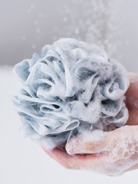 Grey  Collar  PE  Loofah Embellished   Bathroom Loofah Aesthetic, Body Exfoliating, Leaf Projects, Bath Sponges, Loofah Sponge, Foaming Bath, Soft Bath Towels, Bath Ball, Unfortunate Events