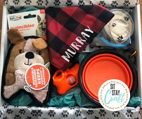 Dog Gift Box Ideas, Birthday Dog Treats, Dog Gift Basket, Animal Shop, Dog Gift Box, Dog Treats Homemade Easy, Dog Accesories, Paw Print Ornament, Collapsible Bowl