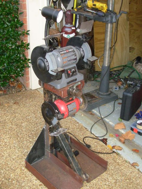 Bench Grinder Stand, Grinder Stand, Bench Grinder, Welding And Fabrication, Welding Table, Garage Tools, Metal Working Tools, Shop Organization, Homemade Tools