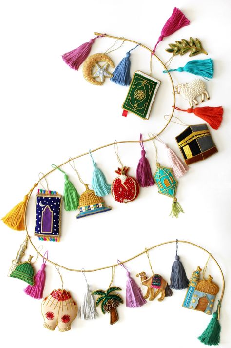 The values & meaningful lessons we teach our children are the most precious legacy we leave behind. This heirloom collection was designed by drawing inspiration from these values and important symbols taught in our faith. Garland Ideas Decor, Ramadan Garland, Ramadan Ornaments, Islamic Crafts, Decoraciones Ramadan, Islamic Decoration, Islamic Celebrations, Eid Decorations, Eid Decor