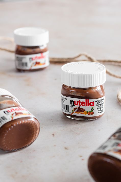 Mini Nutella Gift Ideas, Easy Nutella Cookies, Nutella Gifts, Tiny Decorations, Nutella Cookies Recipe, Chocolate Jar, Mini Nutella, Nutella Jar, Adventure Seeker