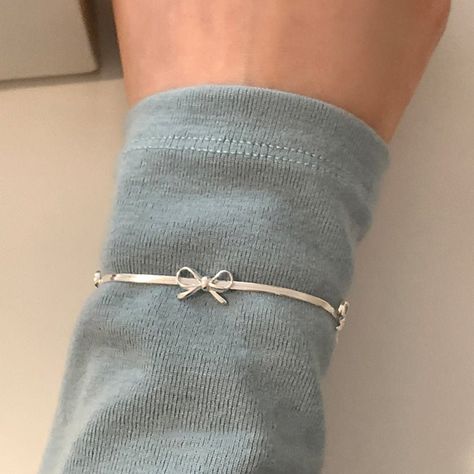 Brutally Soft, Soft Woman, Accessory Inspo, Silver Bracelets For Women, Bow Bracelet, Romantic Jewellery, Silver Bow, Matching Jewelry, Jewelry Lookbook