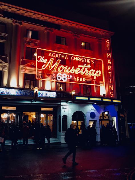 St. Martin‘s Theater, London UK 🇬🇧 London Theater, Theater Aesthetic, London Nightlife, London Theatre, St Martin, Agatha Christie, London Uk, Night Life, Theater