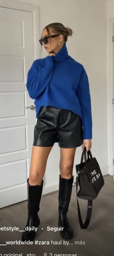 Outfit Short Cuir, Short Cuir Outfit, Outfit Short En Cuir, Black Shorts Outfit Winter, Winter Shorts Outfits, Shorts Ootd, Black Shorts Outfit, Lederhosen Outfit, Short Cuir