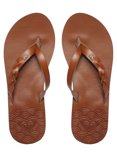 Flat Beach Sandals With Cork-bed Midsoles, Summer Sandals With Cork-bed Midsoles In Natural Color, Strappy Beach Sandals With Cork-bed Midsoles, Beach Slip-on Cork Sandals, Roxy Flip Flops Woman, Favorite Boots, Country Outfits, Roxy, Mens Flip Flop