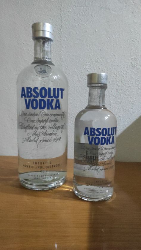 Messy Party, Bottle Of Vodka, Pretty Alcoholic Drinks, Lovecore Aesthetic, Alcohol Party, Alcohol Aesthetic, Absolut Vodka, Big Bottle, Vodka Drinks