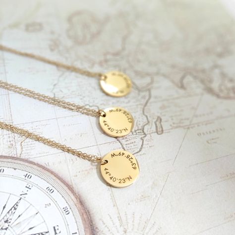 Coordinates Necklace, Voice Recording, Couple Necklace, Distance Relationships, Distance Gifts, Latitude Longitude, Minimal Necklace, Long Distance Gifts, Couple Necklaces