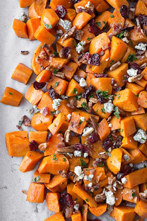 Warm Roasted Sweet Potato Salad with Apple-Smoked bacon Roasted Sweet Potato Salad, Potato Salad With Apples, Sweet Potato Salad Recipe, Potato Salads, Sweet Potato Salad, Cubed Sweet Potatoes, Bacon Potato Salad, Roasted Sweet Potato, Warm Salad