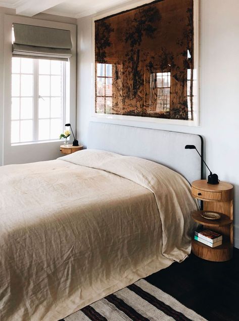 The Most Stylish and Serene Bedrooms of 2019 - NordicDesign Minimalism Living, Minimalist Dekor, Design Hall, Eclectic Bedroom, Plywood Furniture, Decor Minimalist, Design Living Room, Cheap Decor, Contemporary Bedroom