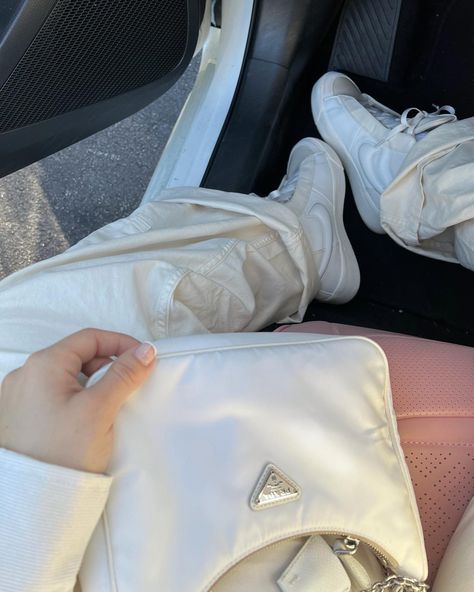 Nike Blazer Mid Victory, French Nails White, White Cargo Pants, Nike Blazer Mid, Nails White, Nike Blazers Mid, White On White, Blazer Mid, White Nike