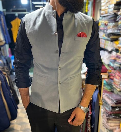 Pant Shirt With Nehru Jacket, Nehru Jacket For Men Formal, Nehru Jacket For Men, Mens Vest Fashion, Groom Dress Men, Jacket Ideas, Traditional Jacket, Dress Men, Money Images