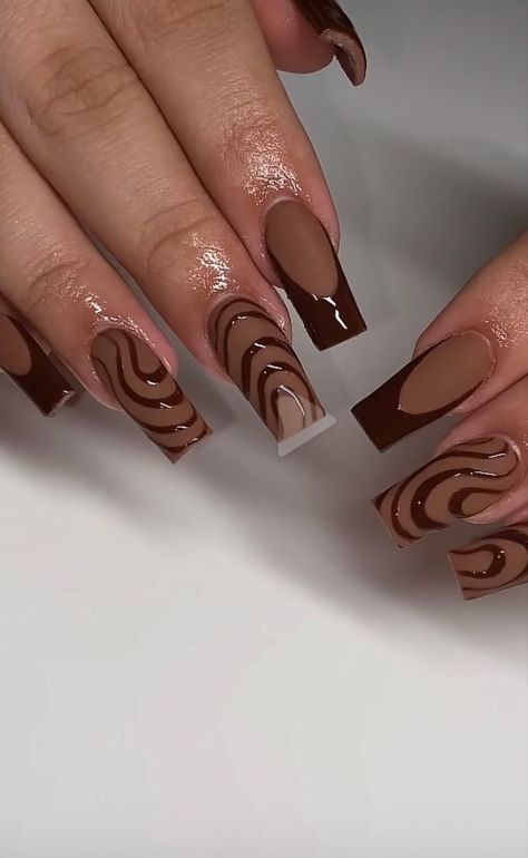 Light Brown Nails Design Fall, Brown Stilleto Nails Long, Brown Pink Nails Design, Pink And Brown Nail Designs, Gel Nails Ideas Brown, Brown Nails Design Coffin, Brown Gel X Nails, Brown Nails Acrylic Design, Short Brown Acrylic Nails