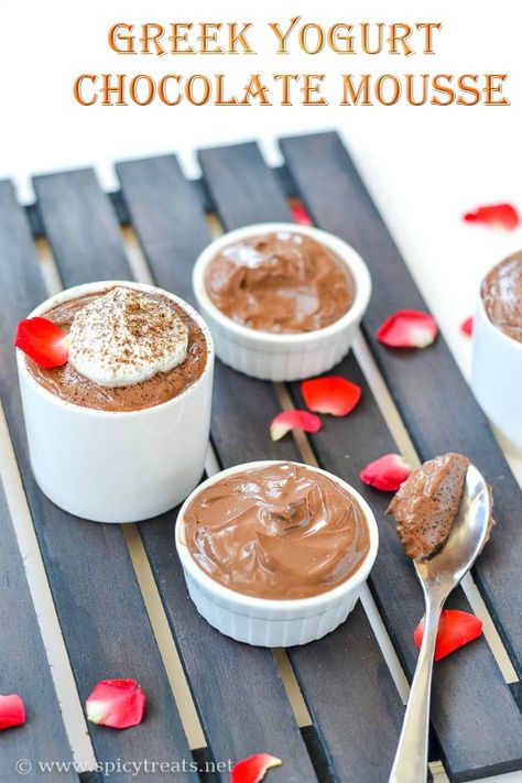 Chocolate Mousse Recipe Easy, Greek Yogurt Chocolate Mousse, Yogurt Chocolate Mousse, Whipped Greek Yogurt, Easy Chocolate Mousse Recipe, Greek Yogurt Chocolate, Greek Yogurt Dessert, Mousse Recipes Easy, Simple Baking Recipes