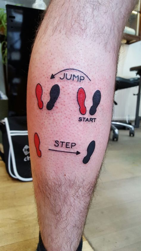 Timewarp tattoo I did recently. First Rocky horror picture show tattoo for me! Time Warp Tattoo, Rocky Horror Tattoo Ideas, Rocky Horror Tattoo, Rocky Horror Picture Show Tattoo, Body Doodles, Show Tattoo, Hart Tattoo, Horror Movie Tattoos, Tattoos Inspo