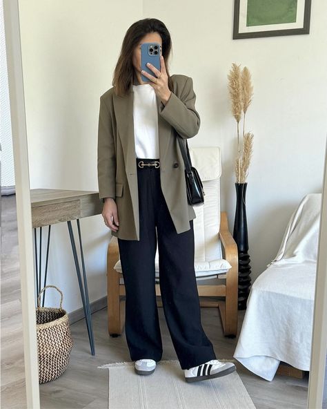 Sage Blazer Outfit, Sage Green Blazer Outfit, Olive Blazer Outfit, Sage Blazer, Green Blazer Outfit, Olive Blazer, Khaki Colour, Office Workwear, Dark Sage