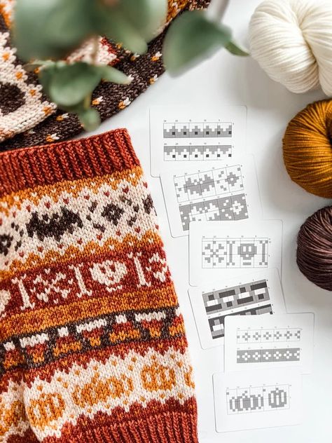 Core Doodle Decks | Pacific Knit Co Colorwork Pattern, Pumpkin Patterns Free, Autumn Doodles, Colorwork Knitting Patterns, Fair Isle Chart, Colorwork Chart, Colorwork Knitting, Sock Knitting Patterns, Cross Stitch Patterns Christmas