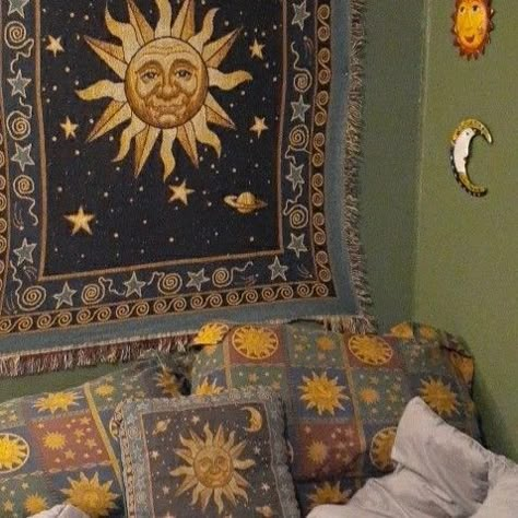 Whimsigoth Board, Whimsigoth Sun, Sun Moon Tapestry, Whimsigoth Tapestry, Celestial Room, Celestial Tapestry, Whimsical Home, Pretty Decor, Dreamy Room