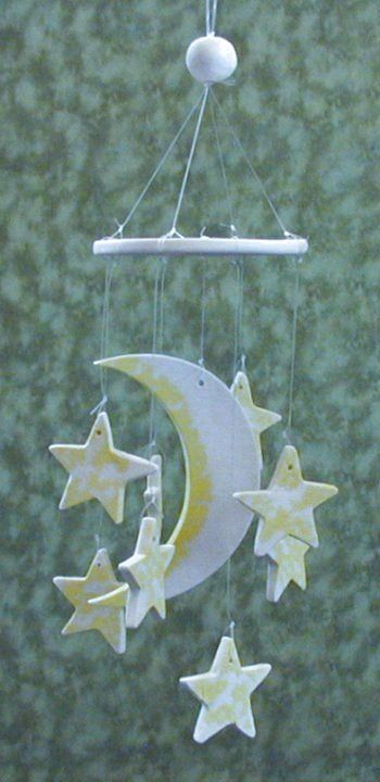 Wind Chimes Ceramic Ideas, Ceramic Wind Chimes Diy, Clay Windchimes Diy, Air Dry Clay Wind Chimes Diy, Wind Chime Ceramic, Windchimes Ceramic, Wind Chimes Ceramic, Ceramic Wind Chimes Pottery, Ceramics Mobile