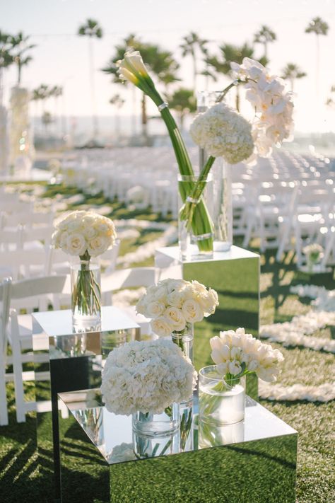 White Wedding Entrance Decor, White Flower Pillars Wedding, White Flower Staircase Wedding, Green Anthurium, White Floral Stage Decor, Purple Decorations, All White Floral Installation, Wedding Table Setup, Tall Centerpiece