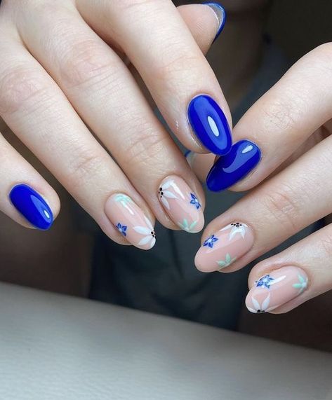 Nails For Royal Blue Dress, Debs Nails, Prom 2k23, Royal Blue Nails Designs, Ball Nails, Royal Nails, Blue Prom Nails, Nails Designs Ideas, Royals Nails