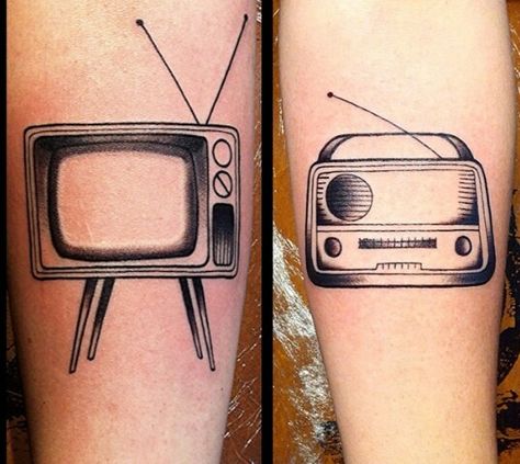 Television n' Radio tattoo Television Tattoo Ideas, Vintage Radio Drawing, Old Radio Tattoo, Movie Theater Tattoo, Vintage Tv Tattoo, Tv Tattoo Retro, Vintage Radio Tattoo, Old Tv Tattoo, Radio Tattoo Vintage