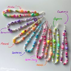 قلادات متدلية, Diy Jewelry Unique, Bracelet Craft Diy, Beaded Necklace Diy, Bead Charms Diy, Diy Bracelet Designs, Diy Bracelets Patterns, Beads Bracelet Design, Handmade Jewelry Tutorials