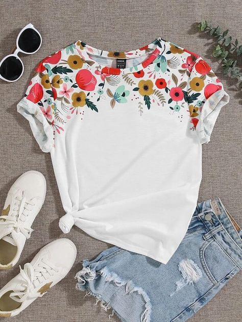 Floral Print Round Neck Tee | SHEIN South Africa Athleisure Chic, Shirt Painting, Fabric Paint Diy, T Shirt Painting, Shirt Design Inspiration, Girls T Shirts, White Crewneck, Causual Outfits, Round Neck Tees