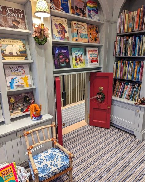 Children Library Design, Eccentric Kitchen, Home Architecture Design, Kids Rooms Inspo, Baby Playroom, English Library, Homes Ideas, Kids Bedroom Inspiration, Kids Library