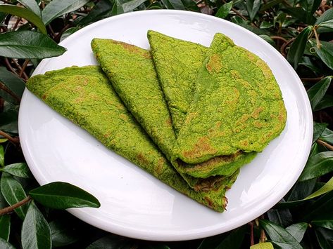 Spinach and lentil wrap Fast Food Pasta, Lentil Wraps, Spinach Lentil, Lentil Spinach, Microwave Pressure Cooker, Sports Food, Green Lentils, Grilled Veggies, Cookery Books