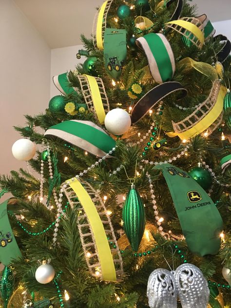 John Deere Christmas Tree, Christmas Color, 1st Christmas, Christmas Colors, John Deere, Color Combos, Christmas Ideas, Christmas Decor, Christmas Wreaths