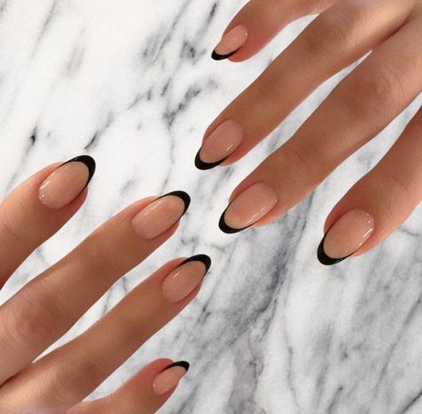 Kim Kardashian Nails, Dark Skin Nail Color, Kardashian Nails, Almond Acrylic Nails Designs, Hard Gel Nails, Diva Nails, Nail Services, Nail Stuff, Skin Nails