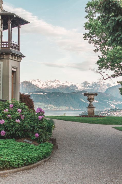 Honest Aesthetic, Swiss Summer, Luzern Switzerland, European Bucket List, Switzerland Itinerary, Switzerland Travel, Travel Bucket List, Travel Bucket, Lamp Post